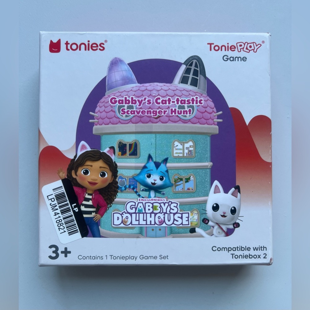 Tonies ToniePlay Game - Gabby’s Dollhouse Scavenger Hunt (Pink & Blue)